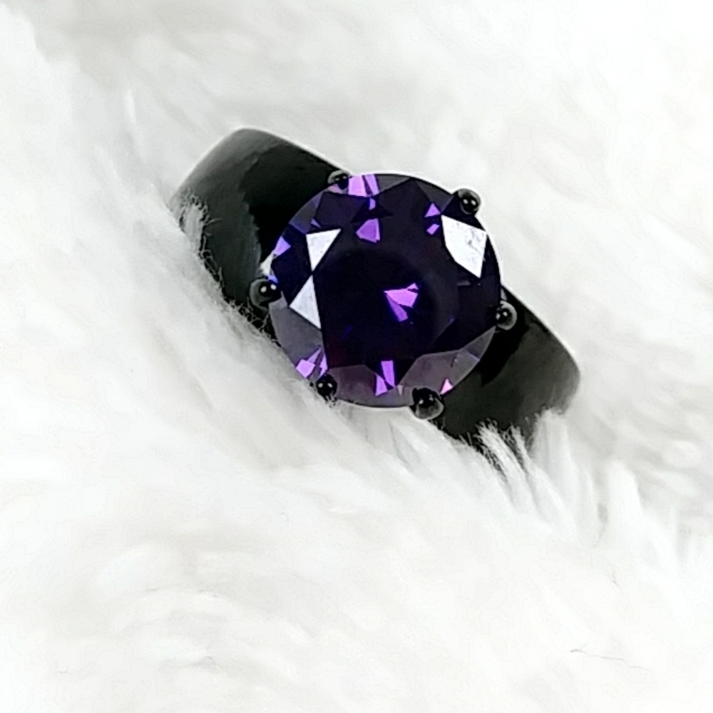 Goth Purple Solitaire Black Stainless Steel Ring - Picture 4 of 14